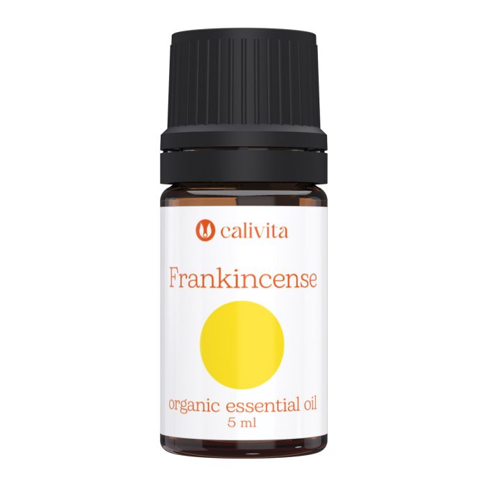 CaliVita organsko eterično ulje tamjana (Frankincense) u tamnoj staklenoj bočici od 5 ml s bijelom etiketom i žutim krugom za aromaterapiju i duhovnu praksu